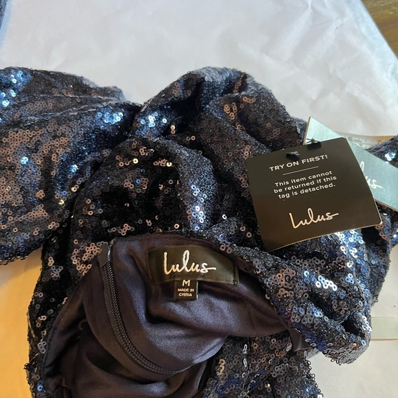 NWT lulu’s blue sequined gown size M. Wedding Guest or Formal Event! - Picture 8 of 12